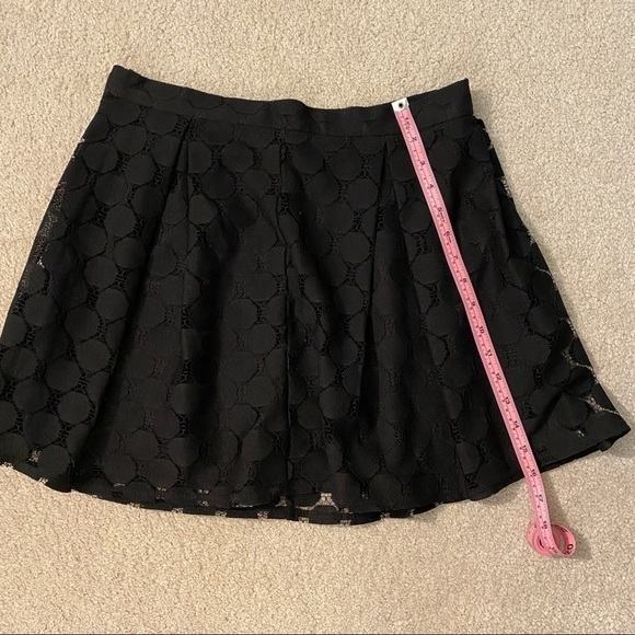 𝅺NWT Debenhams Women's Red Herring Black Polka Dot Lace Mini Skirt sz US8 - Picture 1 of 11